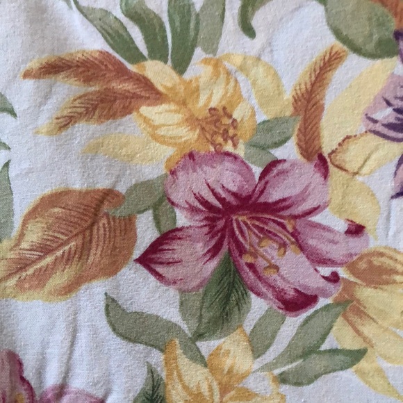 Shorts - Picture 4 of 4